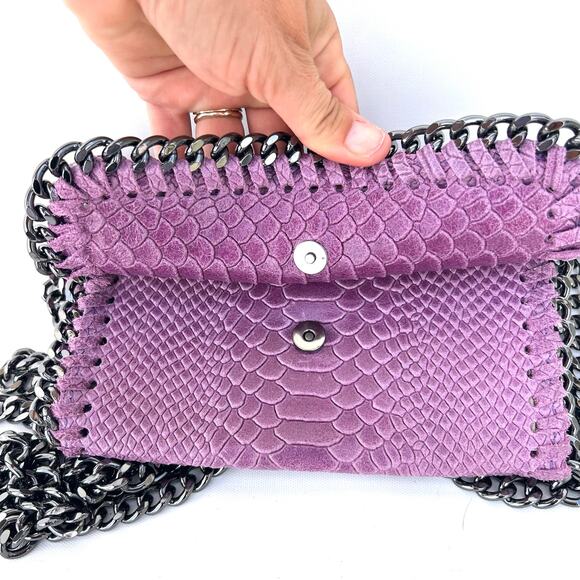 Borse In Pelle Fuchsia Pink Snake Embossed Chain Crossbody Purse Grunge Glam Bag - Picture 7 of 9
